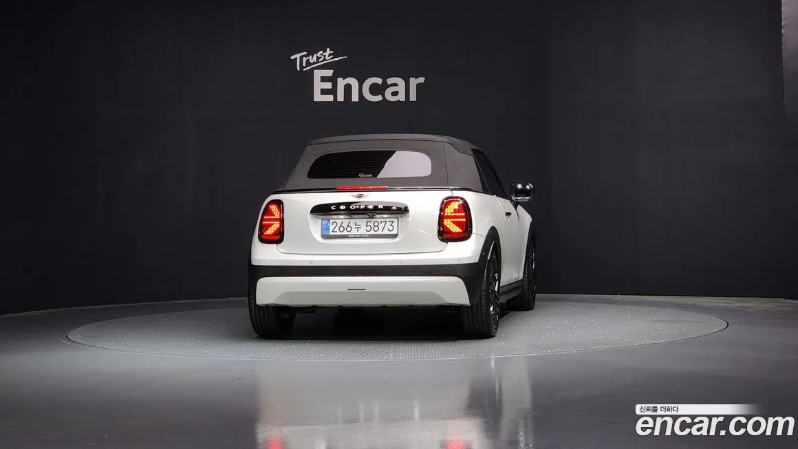 Mini Cooper Convertible 2025 из KR, фото 4