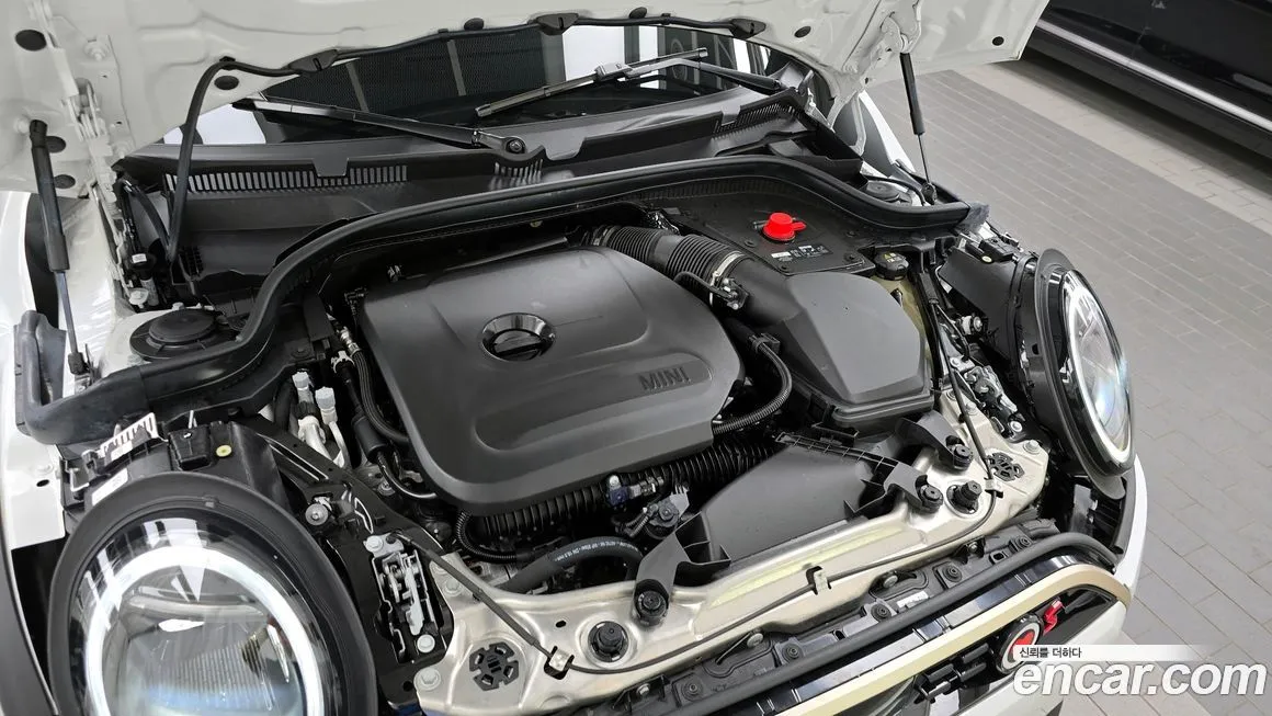 Mini Cooper Convertible 2025 из KR, фото 6