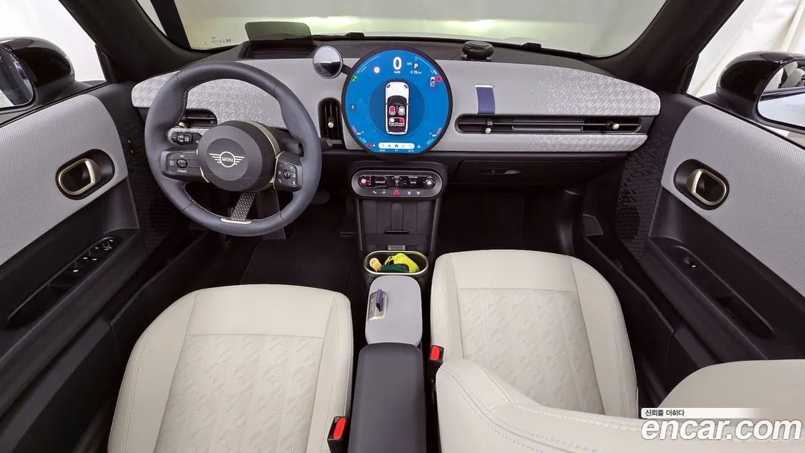 Mini Cooper Convertible 2025 из KR, фото 7