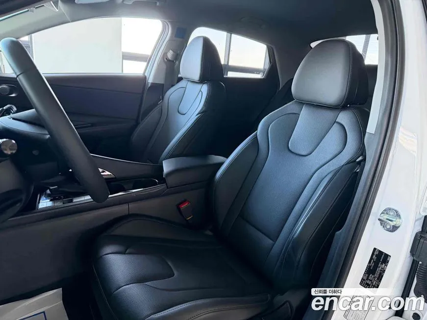 Hyundai AVANTE — фото 10