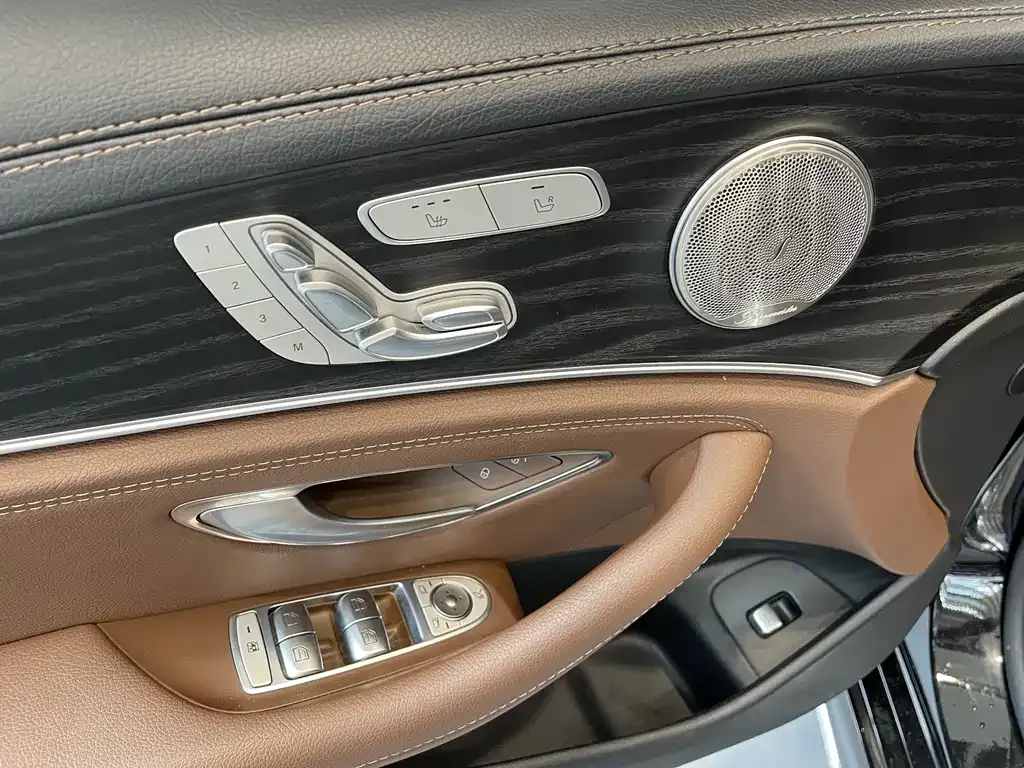 Mercedes-Benz E-Class 2022 из CN, фото 4