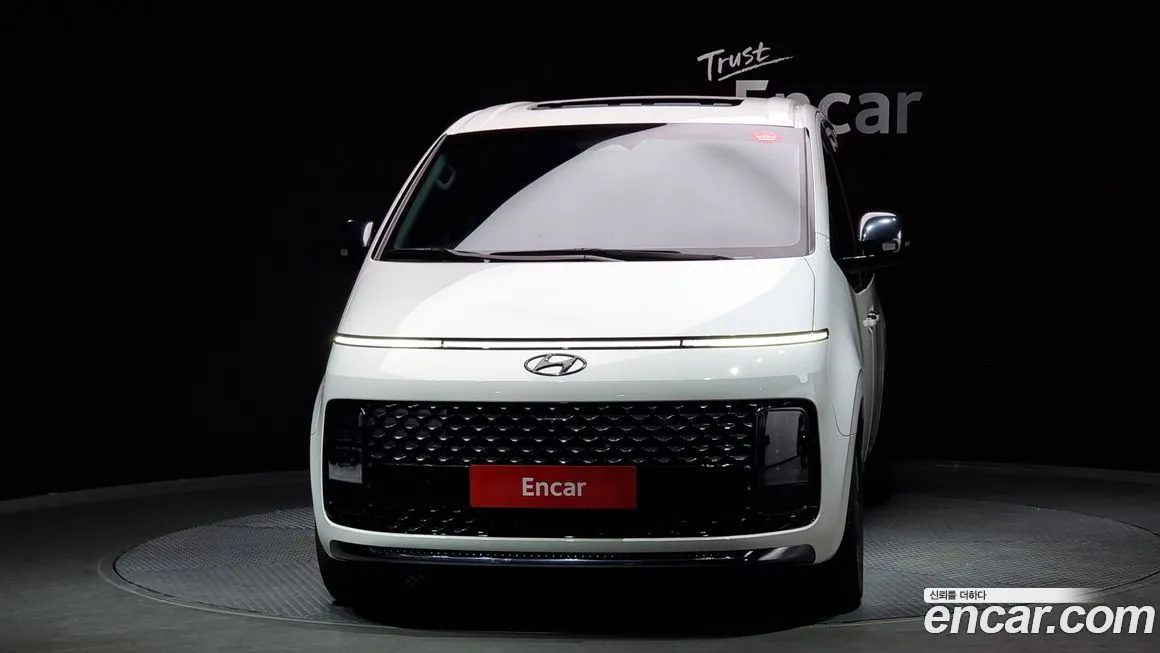 Hyundai Staria 2023 из KR, фото 3
