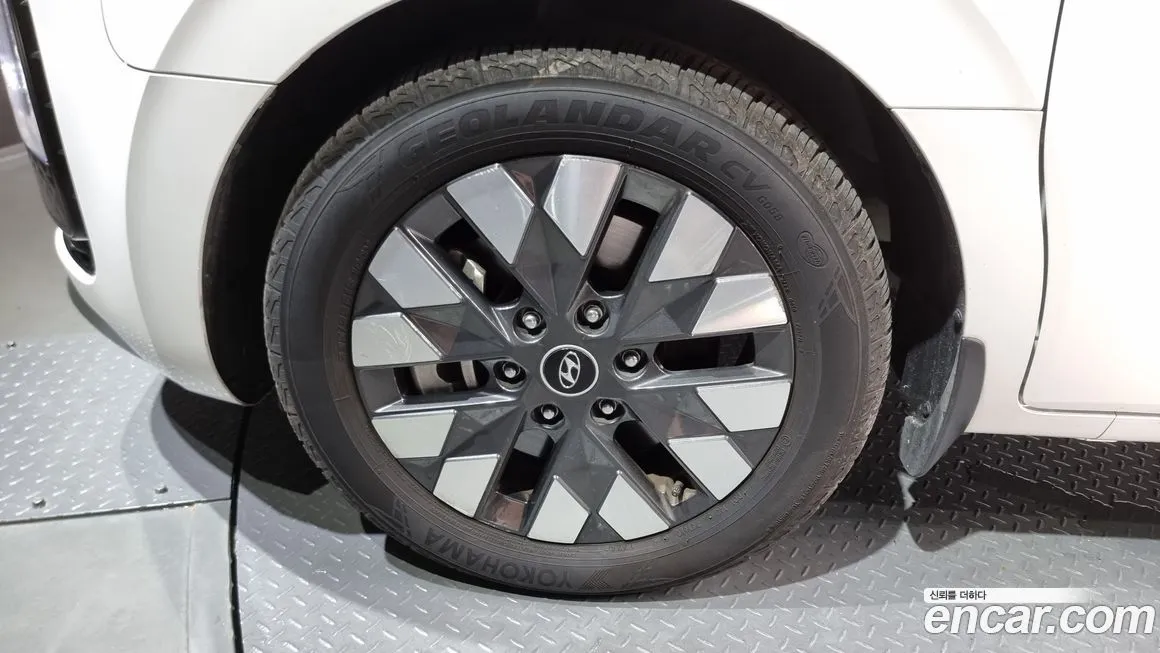 Hyundai Staria 2023 из KR, фото 5