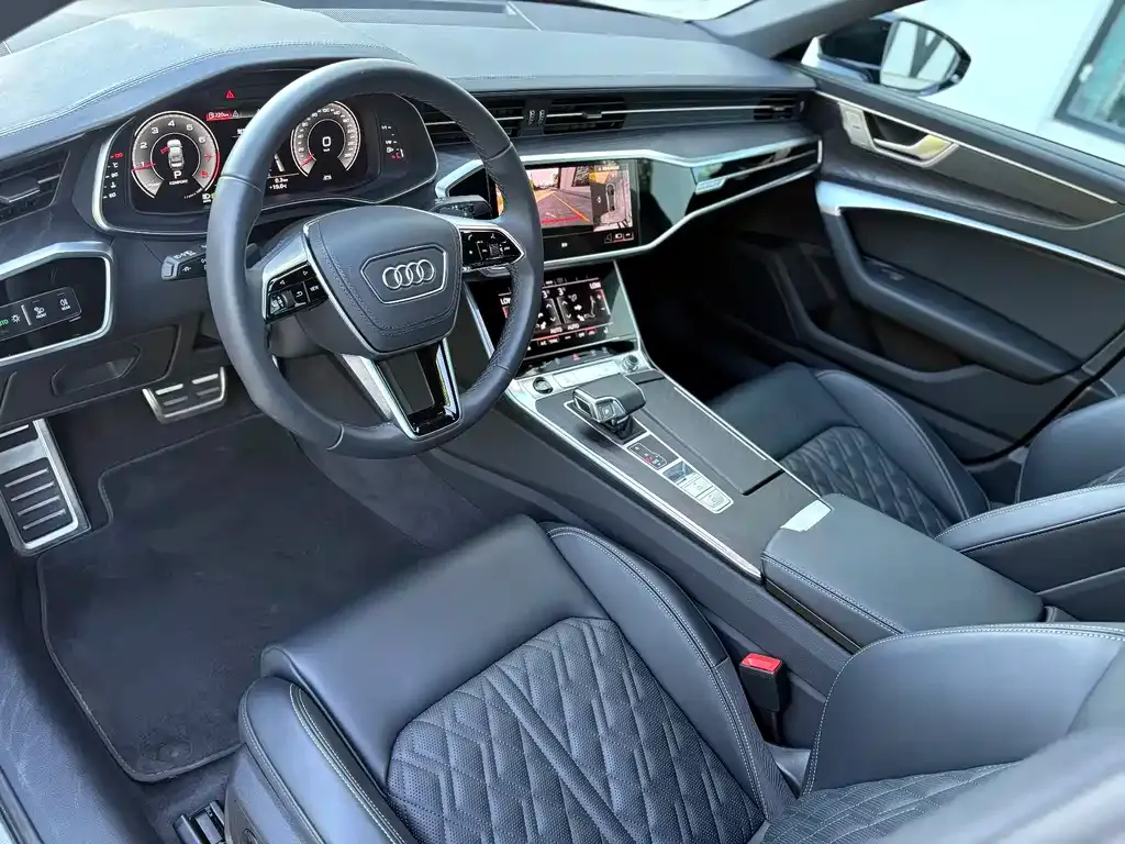 Audi A6L 2025 из CN, фото 8