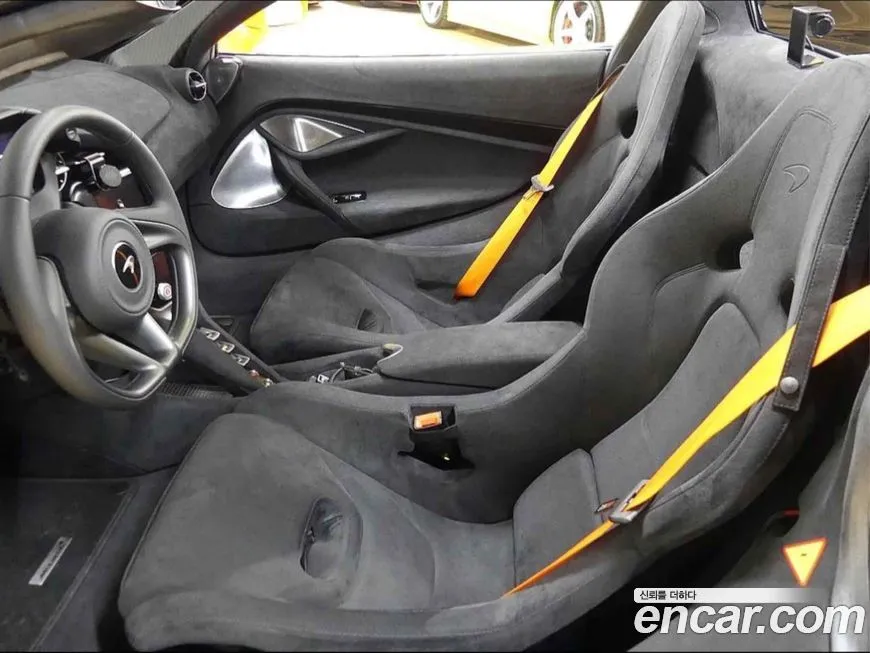Mclaren 750S 2024 из KR, фото 8