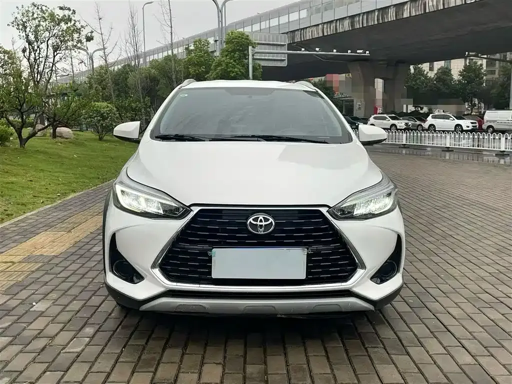 Toyota Yaris L 2023 из CN, фото 3