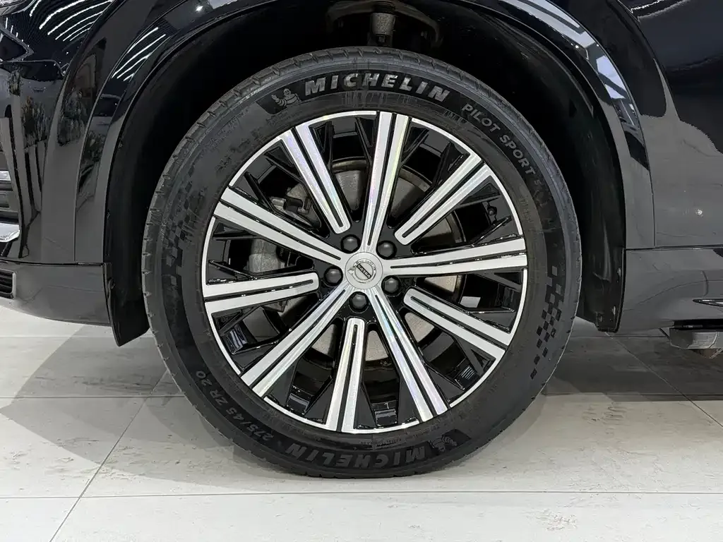 Volvo XC90 2022 из CN, фото 8