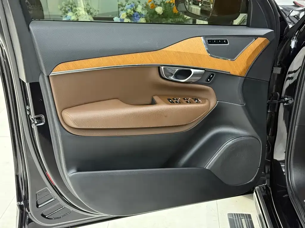Volvo XC90 2022 из CN, фото 9