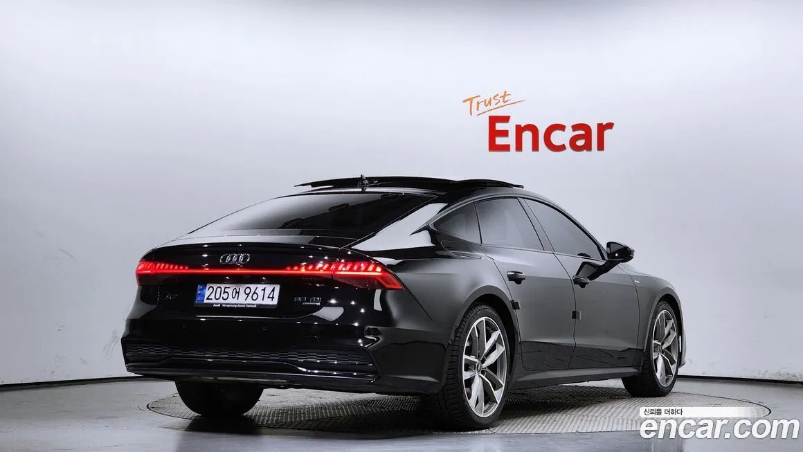 Audi A7 — фото 2