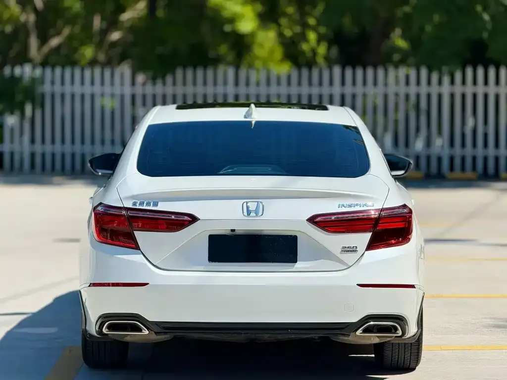 Honda Inspire — фото 5