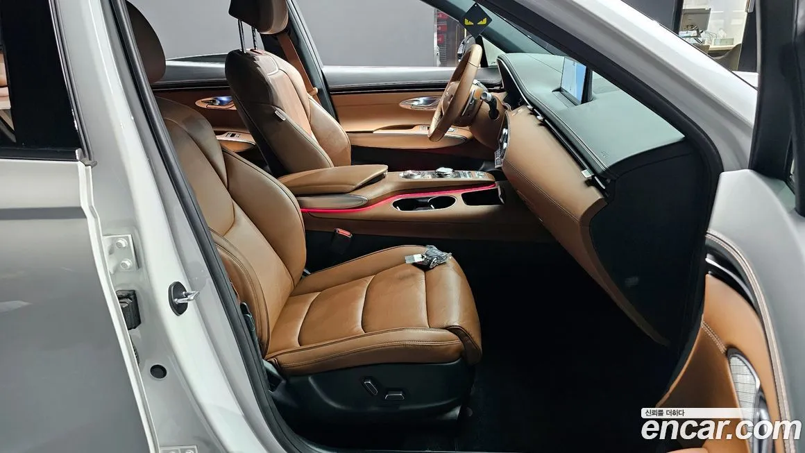 Genesis GV70 — фото 10