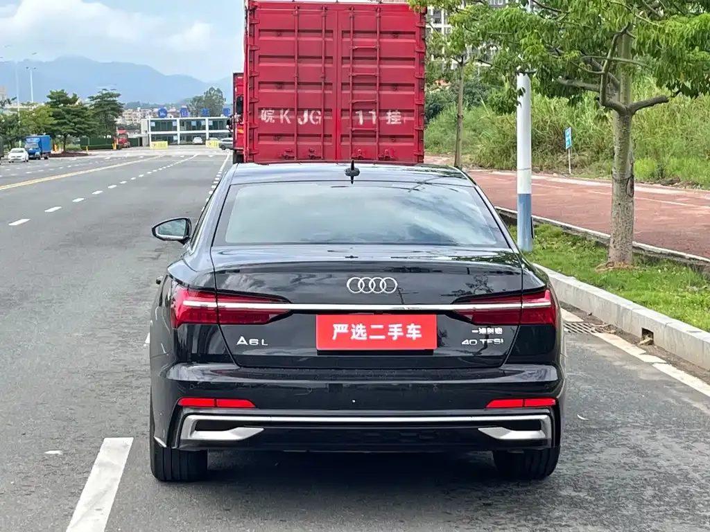 Audi A6L 2023 из CN, фото 5