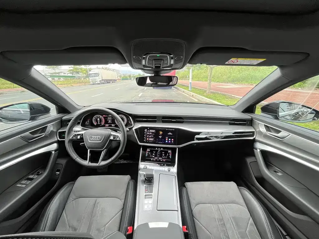 Audi A6L 2023 из CN, фото 7