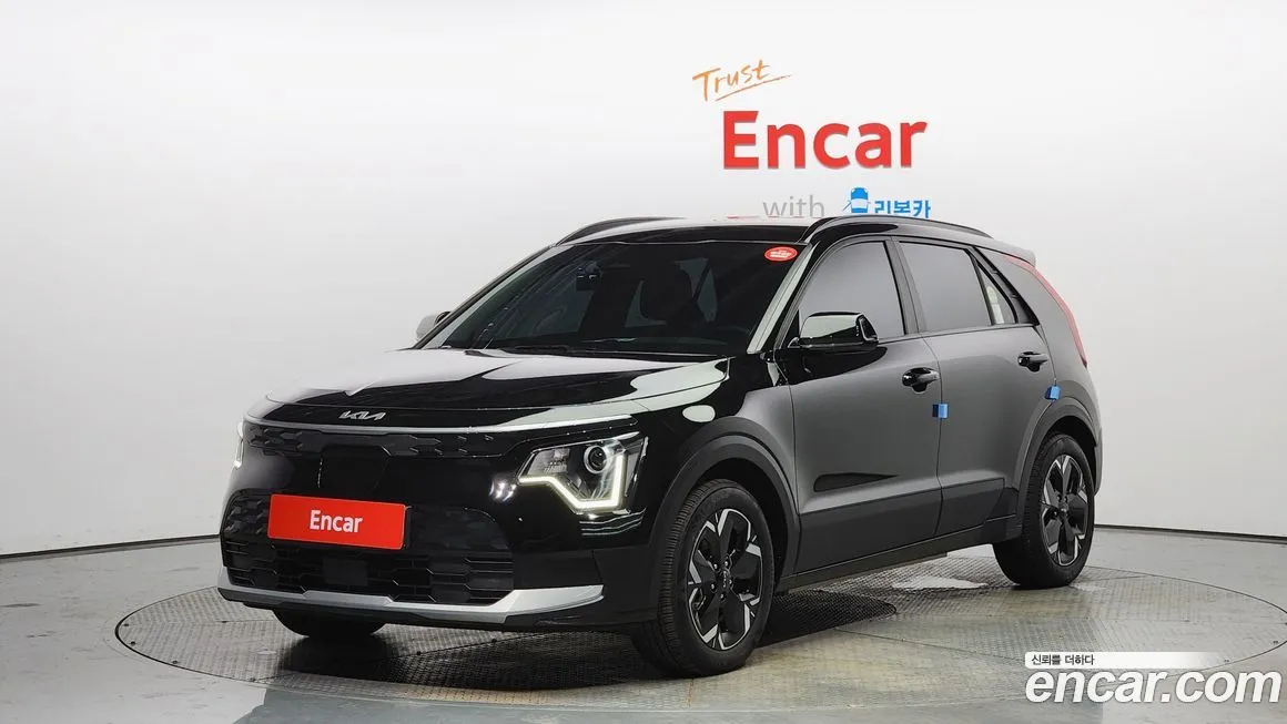 Kia Niro — фото 1