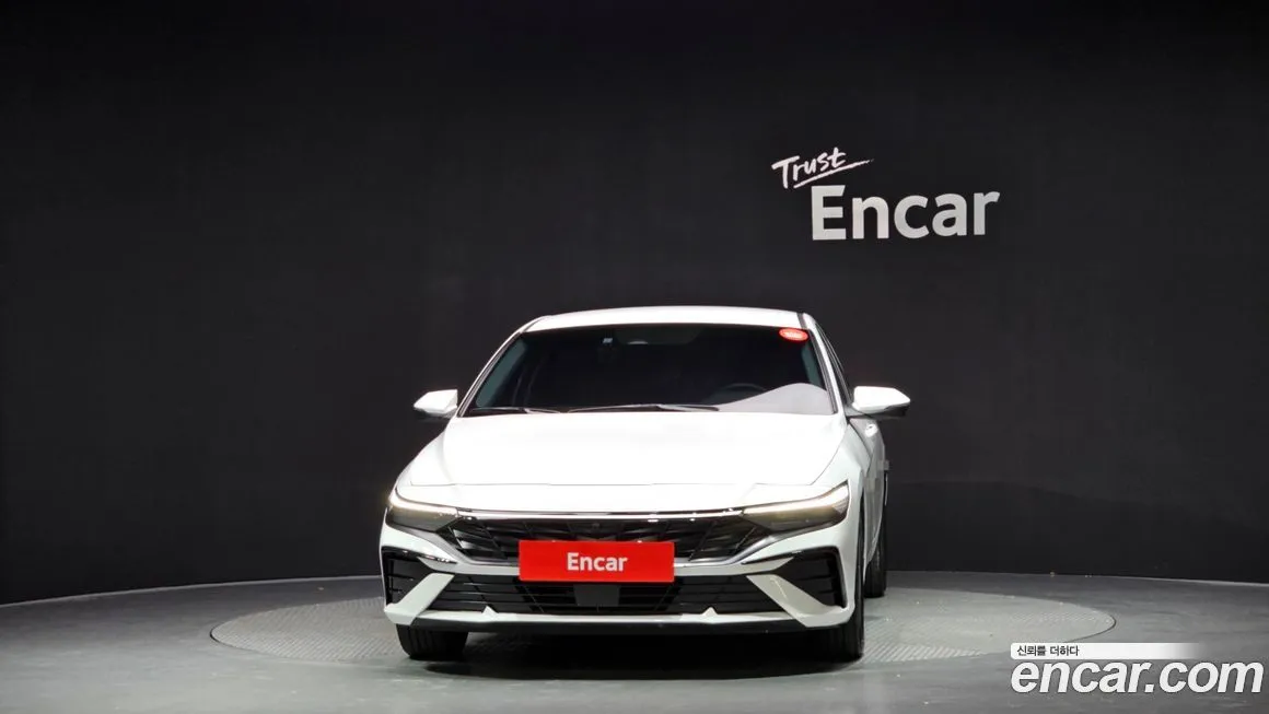 Hyundai AVANTE — фото 3
