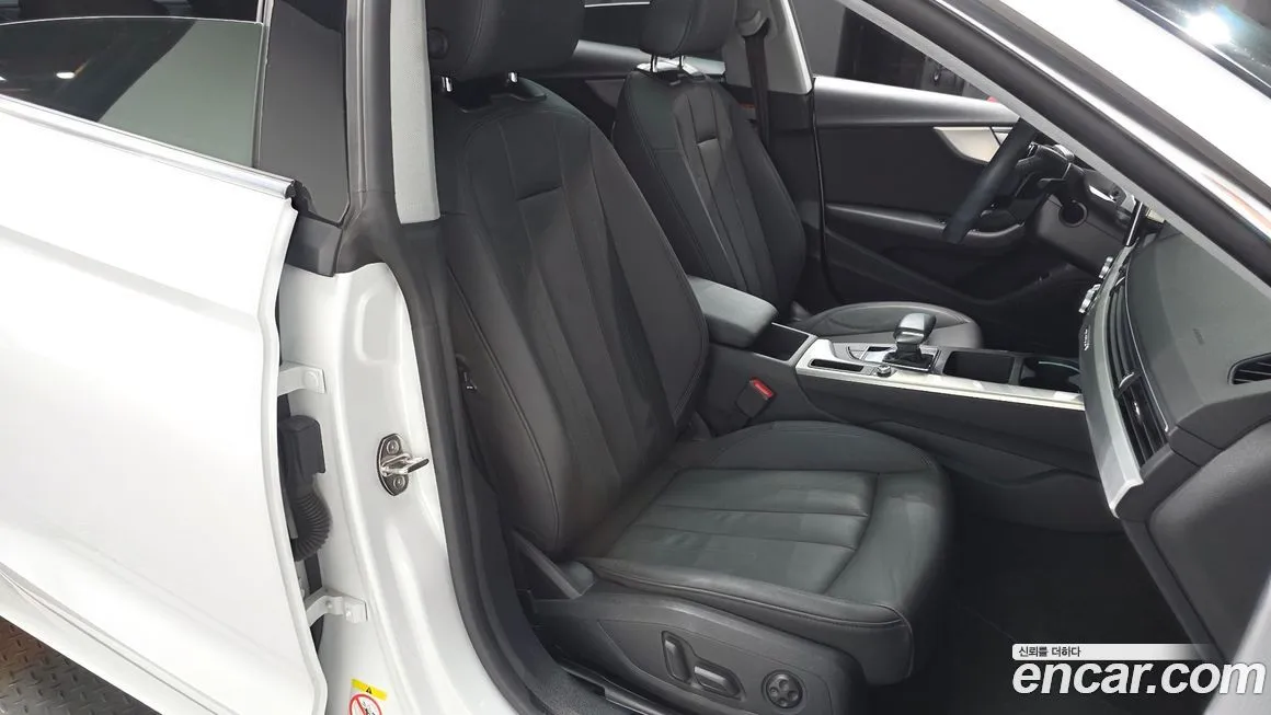 Audi A5 2023 из KR, фото 10