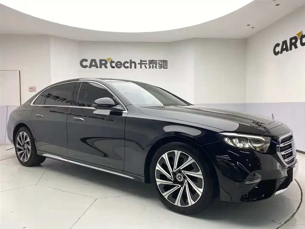 Mercedes-Benz E-Class 2024 из CN, фото 2