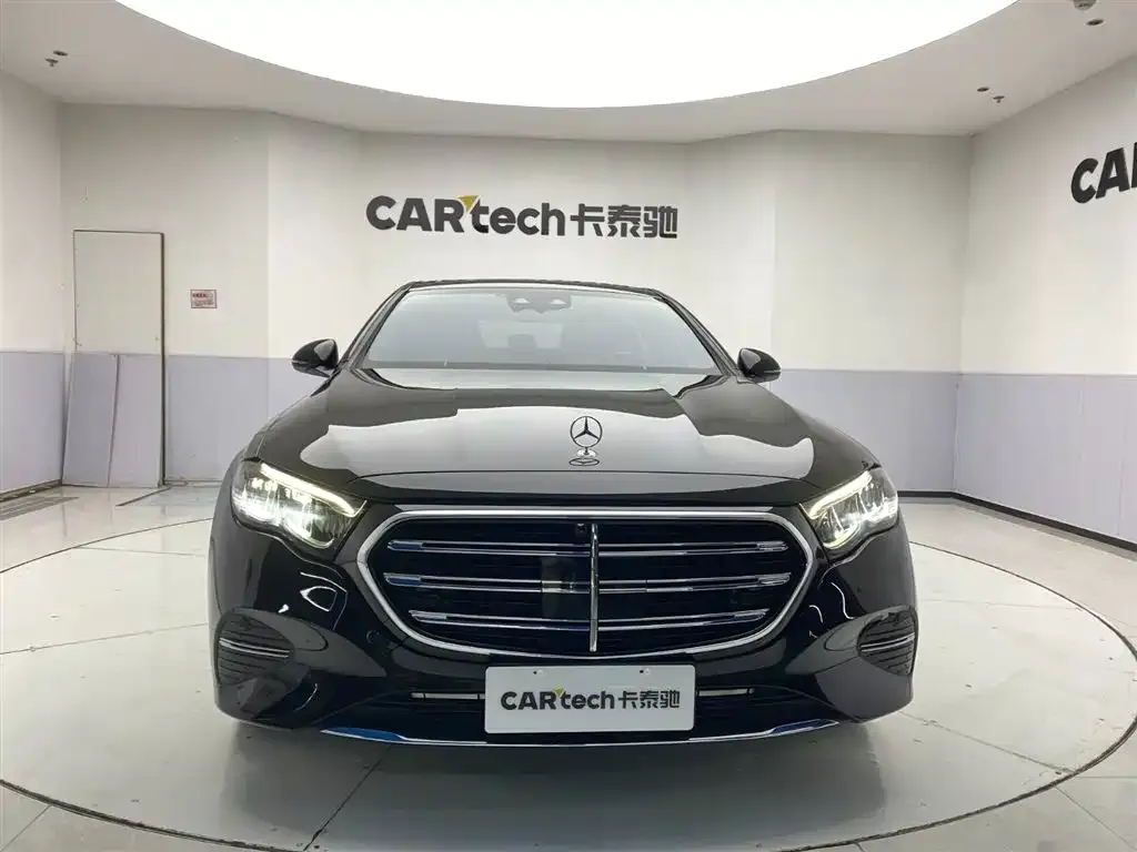 Mercedes-Benz E-Class 2024 из CN, фото 3