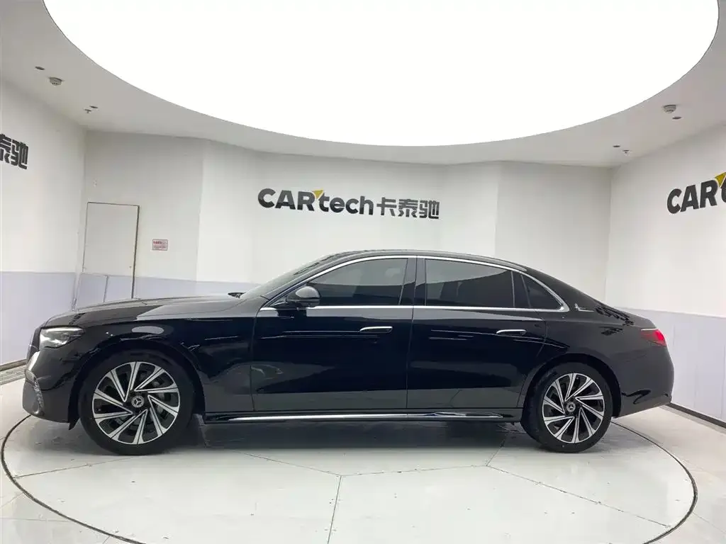 Mercedes-Benz E-Class 2024 из CN, фото 4
