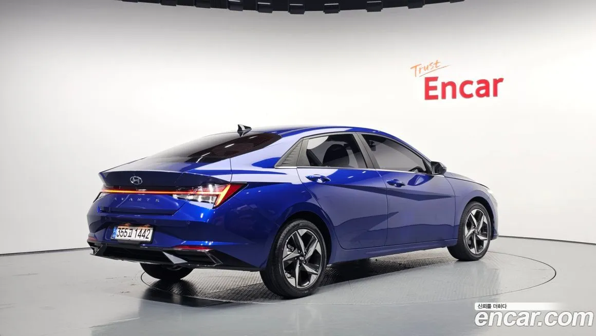 Hyundai AVANTE — фото 2