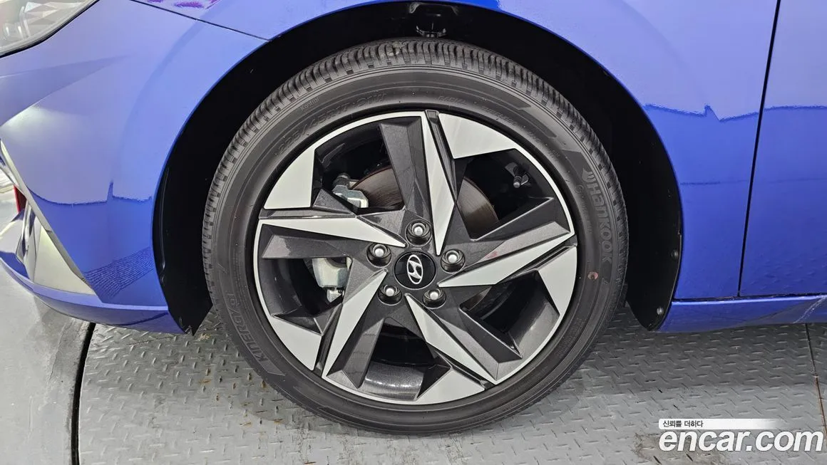 Hyundai AVANTE — фото 5
