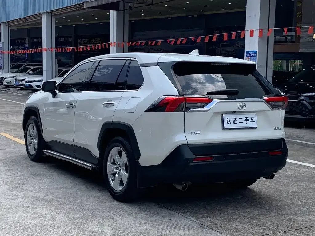 Toyota RAV4 2021 из CN, фото 9