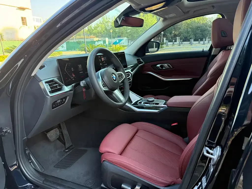 BMW 3 Series 2023 из CN, фото 4