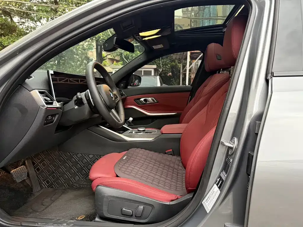 BMW 3 Series 2023 из CN, фото 7