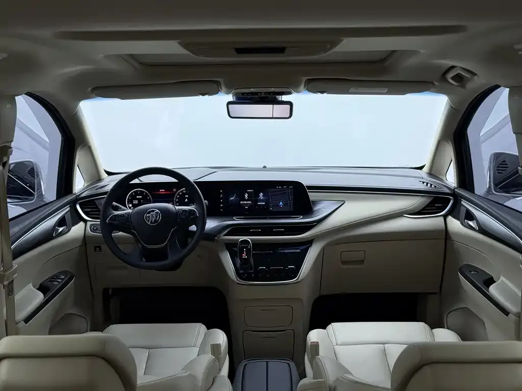 Buick GL8 2023 из CN, фото 9