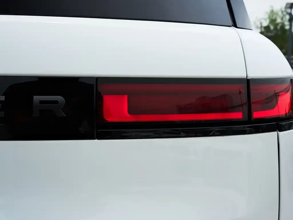 Land Rover Sport 2023 из CN, фото 8