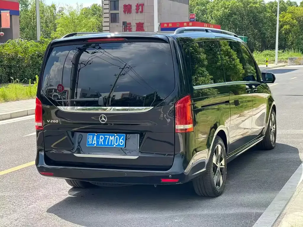 Mercedes-Benz V-Class 2022 из CN, фото 4