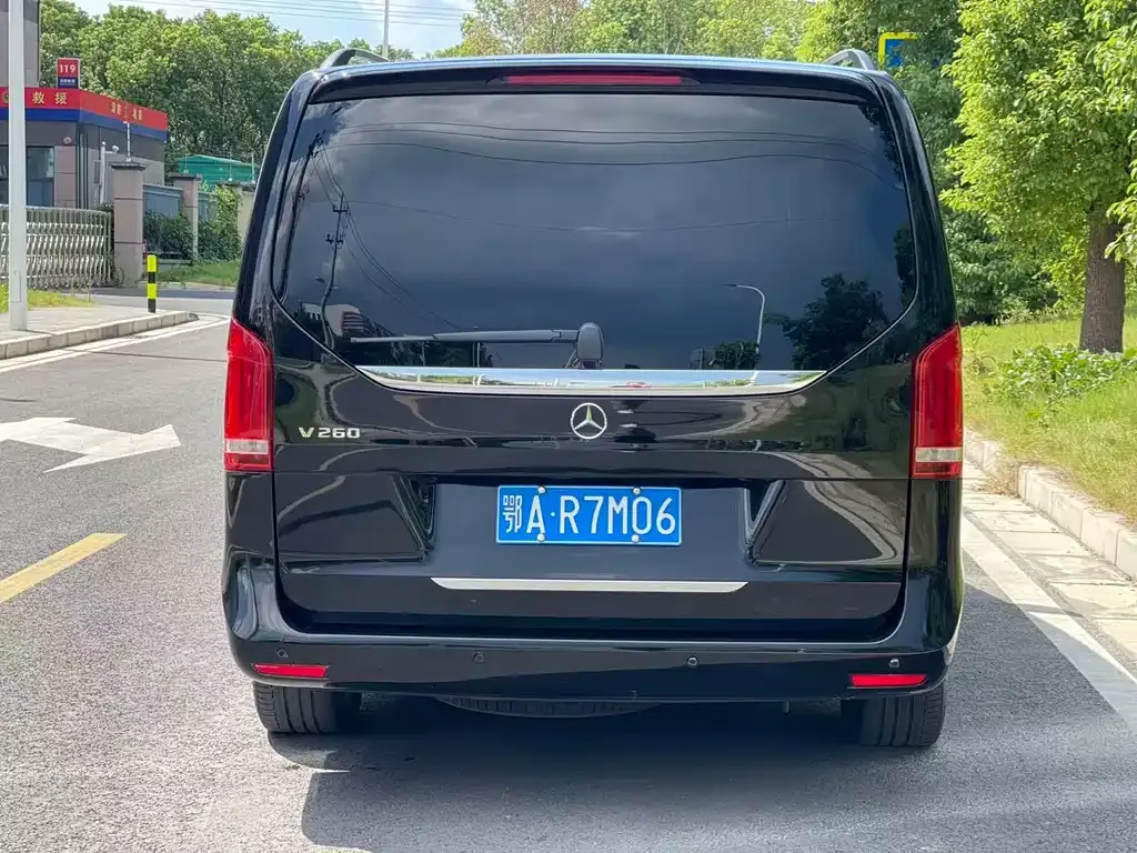 Mercedes-Benz V-Class 2022 из CN, фото 5
