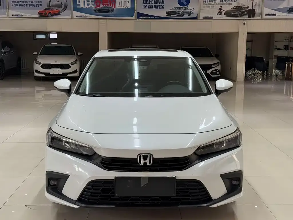Honda Civic 2022 из CN, фото 2