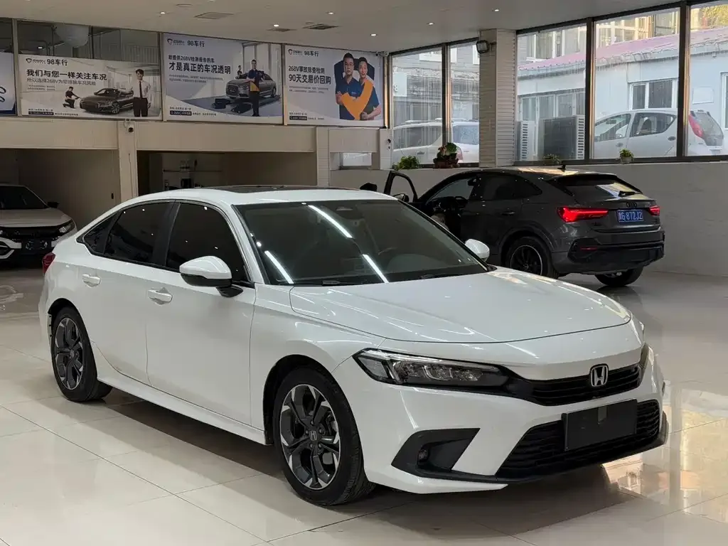 Honda Civic 2022 из CN, фото 3