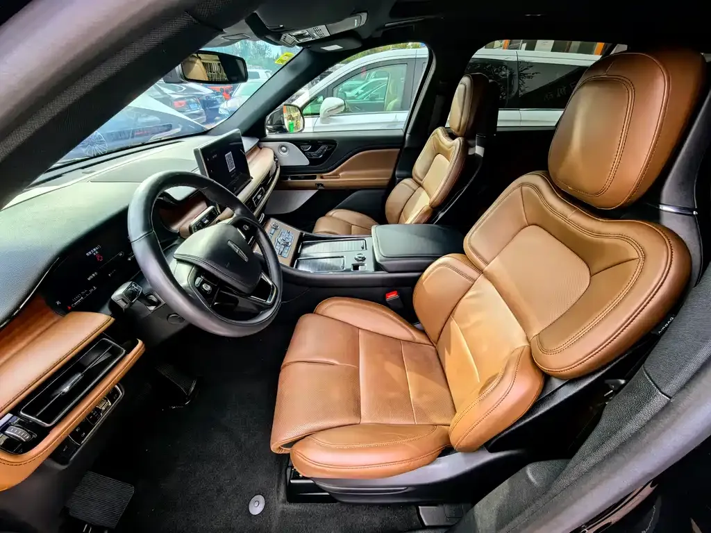 Lincoln Aviator 2021 из CN, фото 4