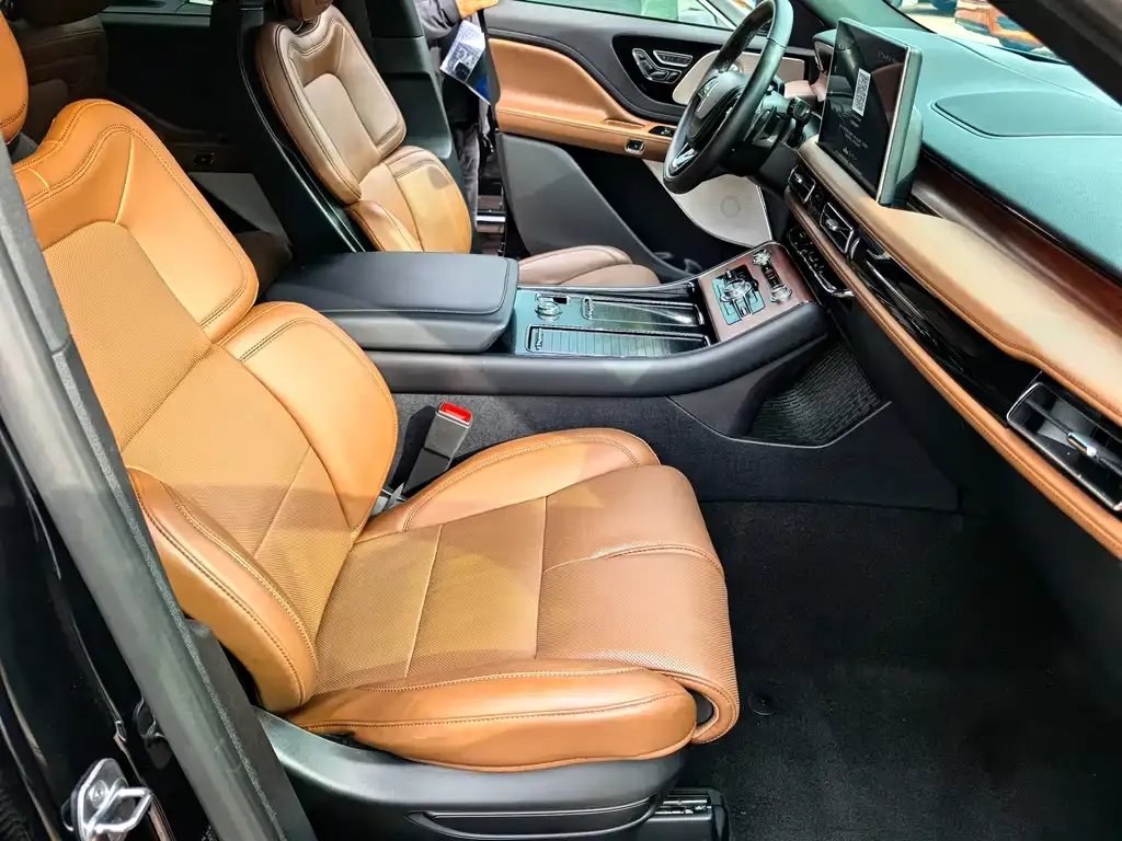 Lincoln Aviator 2021 из CN, фото 5