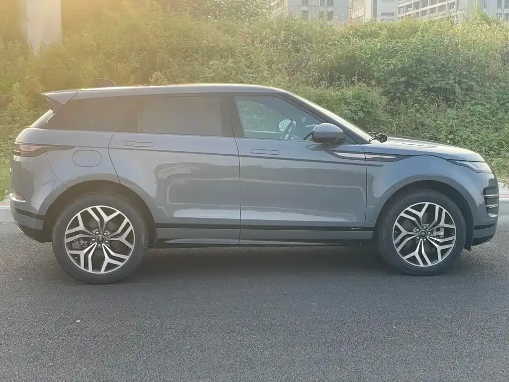 Land Rover Evoque 2022 из CN, фото 4