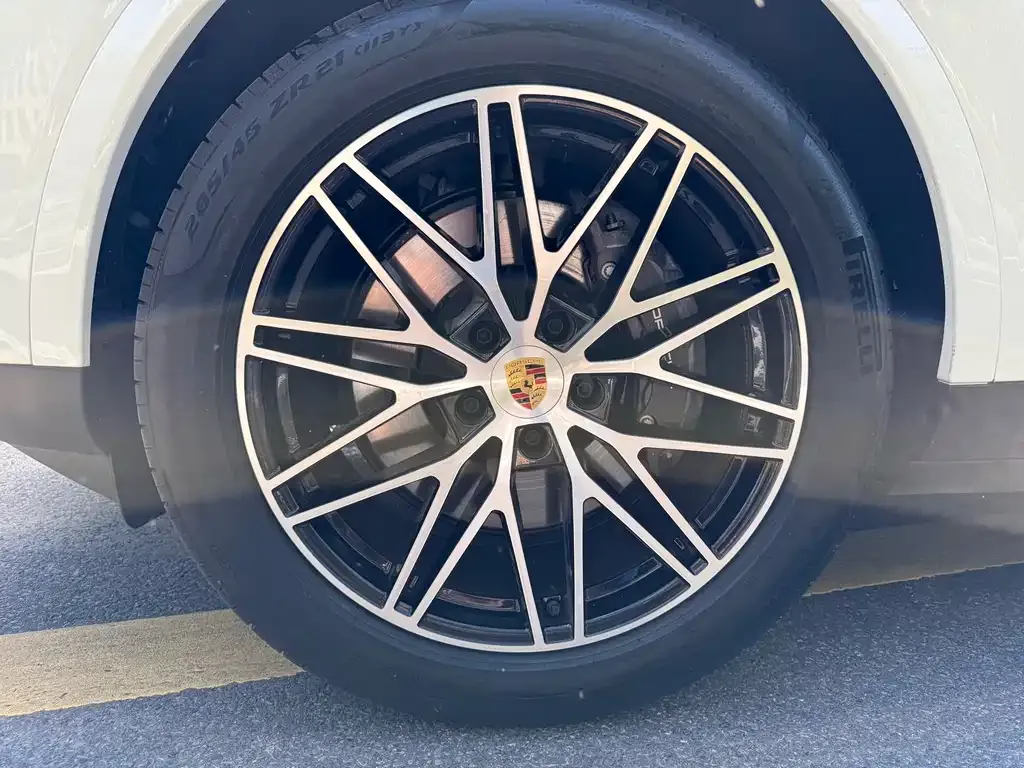 Porsche Cayenne 2024 из CN, фото 3