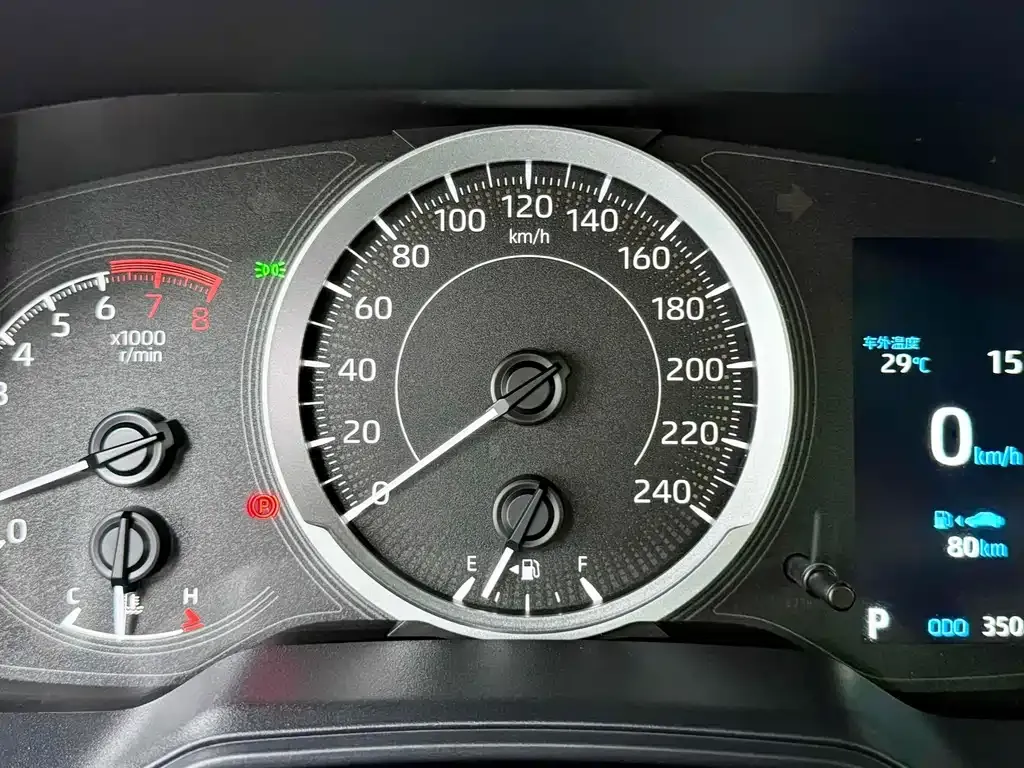 Toyota Levin 2021 из CN, фото 10