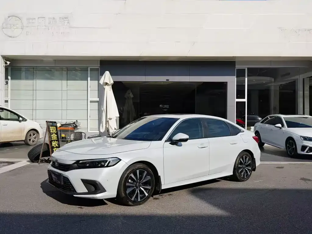 Honda Civic 2023 из CN, фото 1
