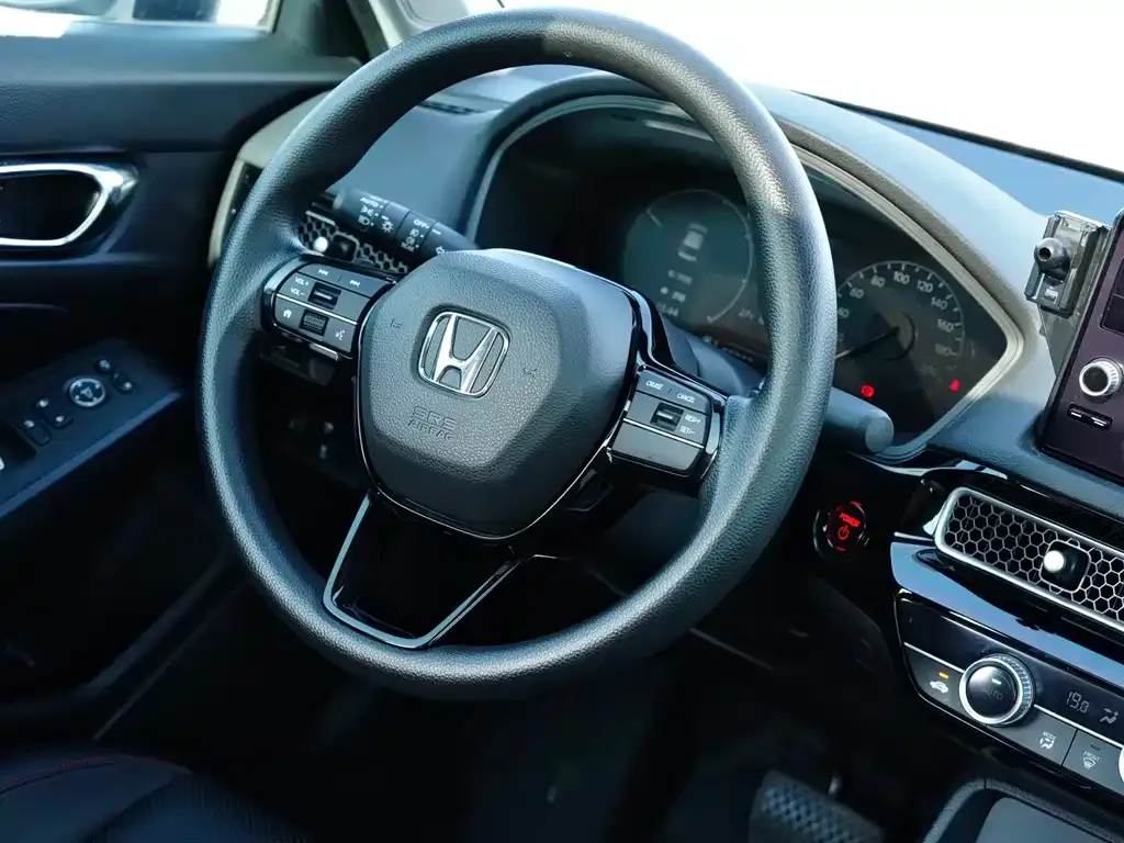 Honda Civic 2023 из CN, фото 10