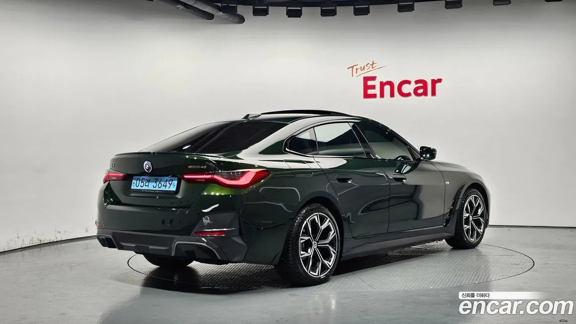 BMW i4 2022 из KR, фото 2