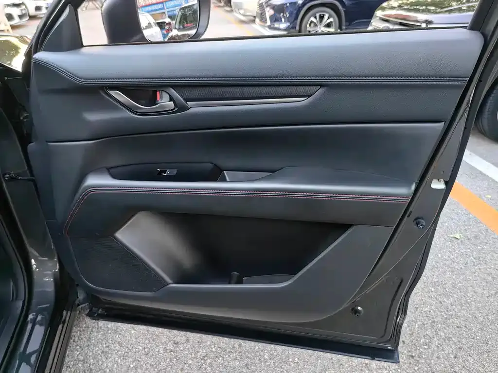 Mazda CX-5 2021 из CN, фото 9