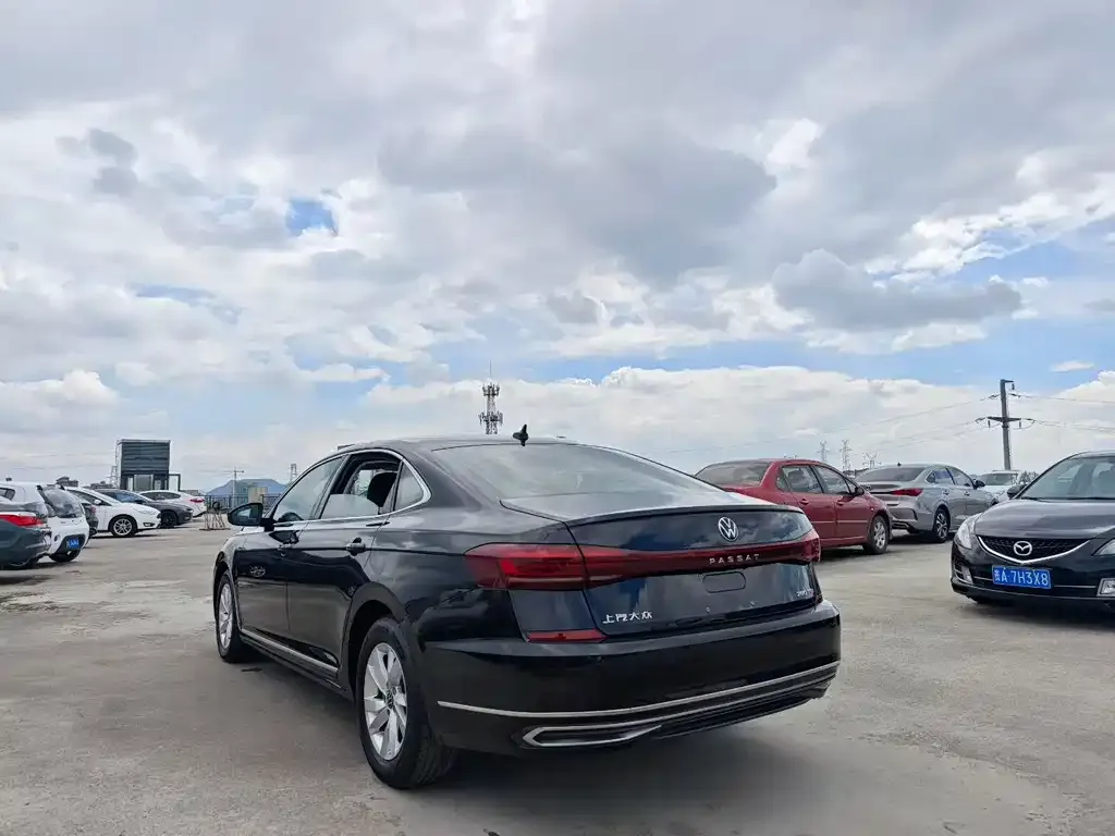 Volkswagen Passat 2022 из CN, фото 9