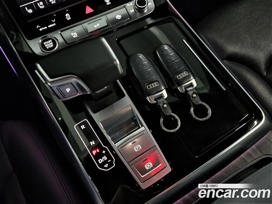Audi Q7 2021 из KR, фото 9
