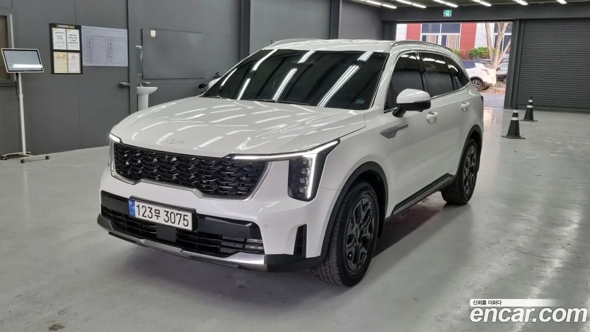 Kia Sorento — фото 1