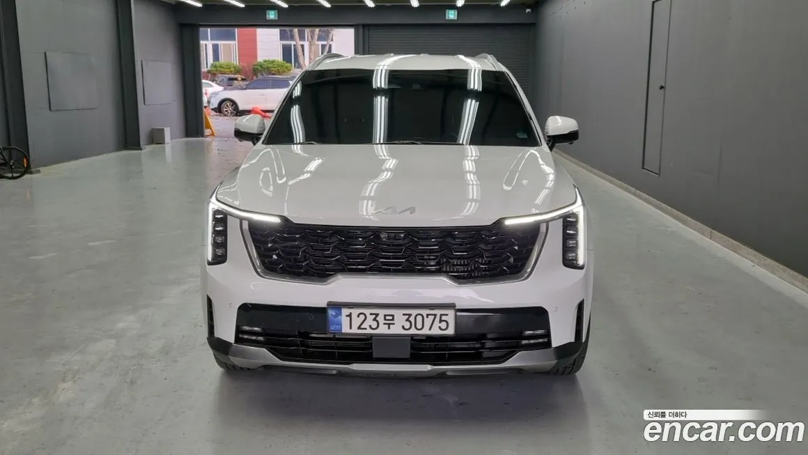 Kia Sorento — фото 3
