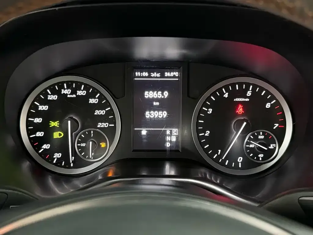Mercedes-Benz Vito 2022 из CN, фото 7