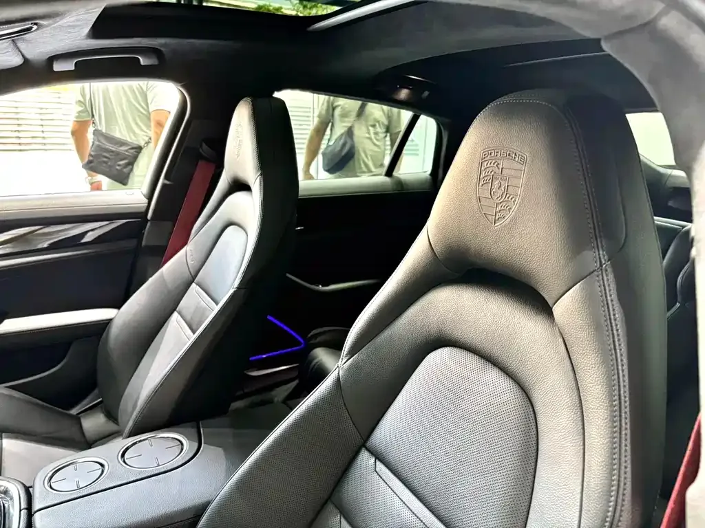 Porsche Panamera 2021 из CN, фото 7