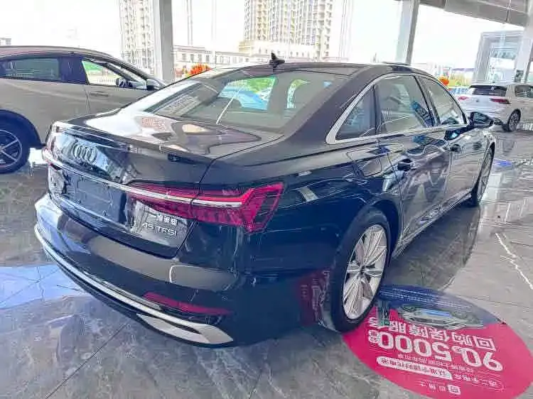 Audi A6L 2024 из CN, фото 5